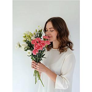 Микс Эустома 6 шт Гвоздика 9 шт